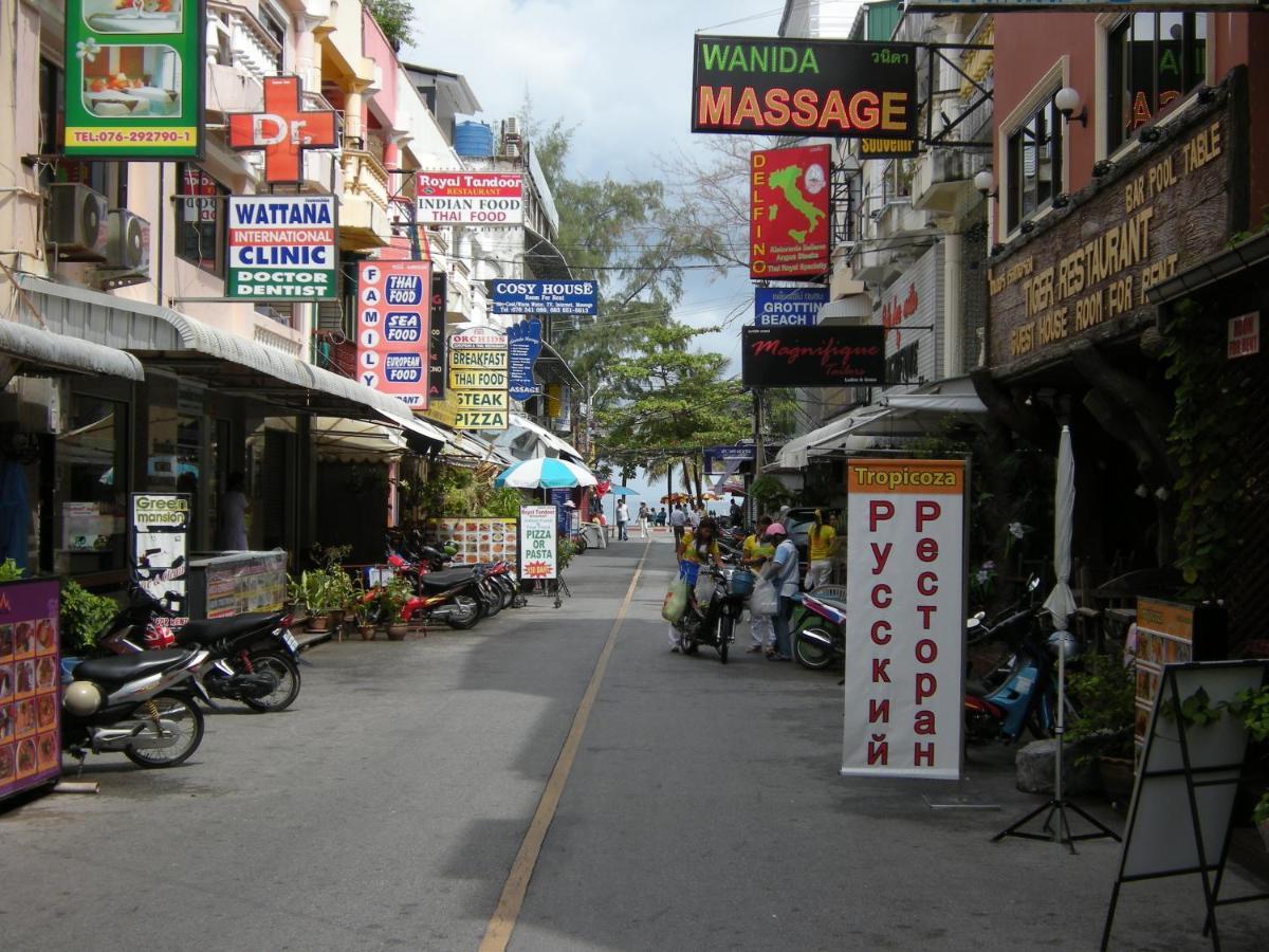 Patong Rose pensión Exterior foto